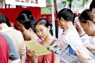 天空预测本轮英超：西汉姆0-1曼联 利物浦0-1阿森纳 狼队1-1蓝军